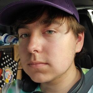 Meet your Posher, Hunter